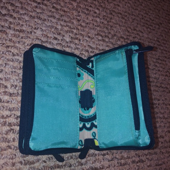 wallet - Picture 3 of 3